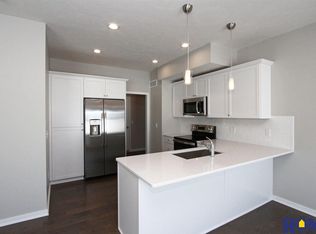 5042 Alvo Rd, Lincoln, NE 68514