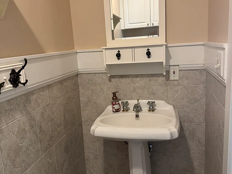 Guest bathroom