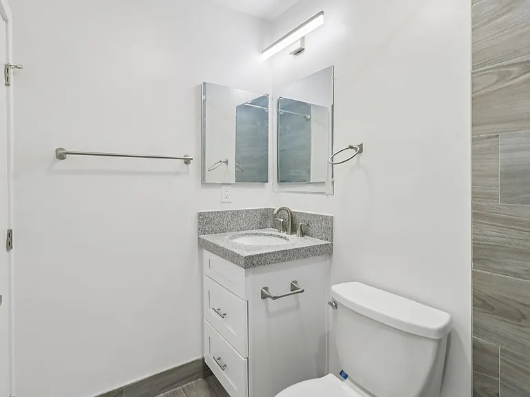 738 S Orange Ave — Photo 28