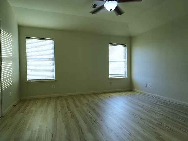 344 Magnolia Dr — Photo 10