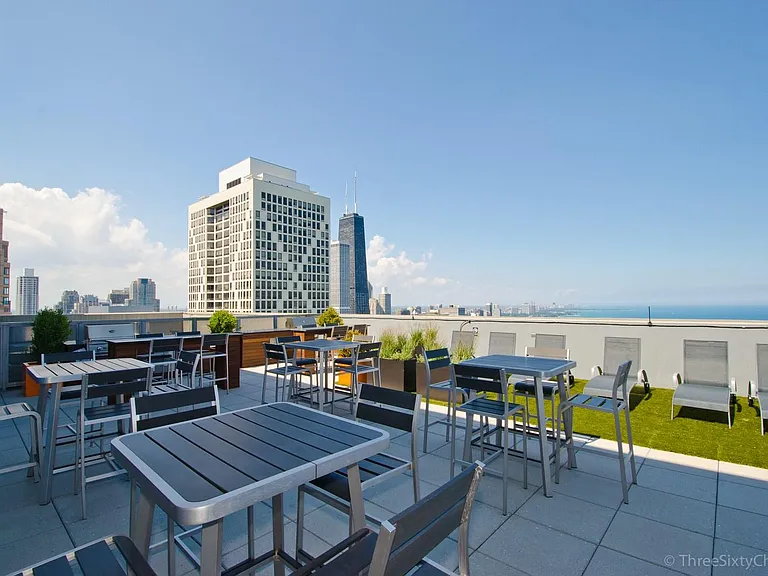 600 N Lake Shore Dr #3210 — Photo 20
