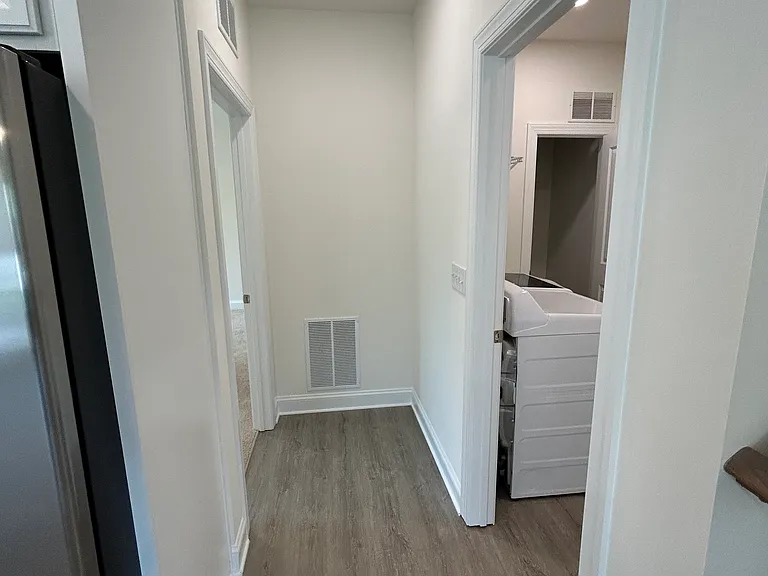 519 Bedford St — Photo 16
