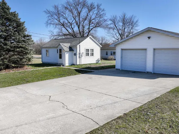 208 N Washington St, San Pierre, IN 46374