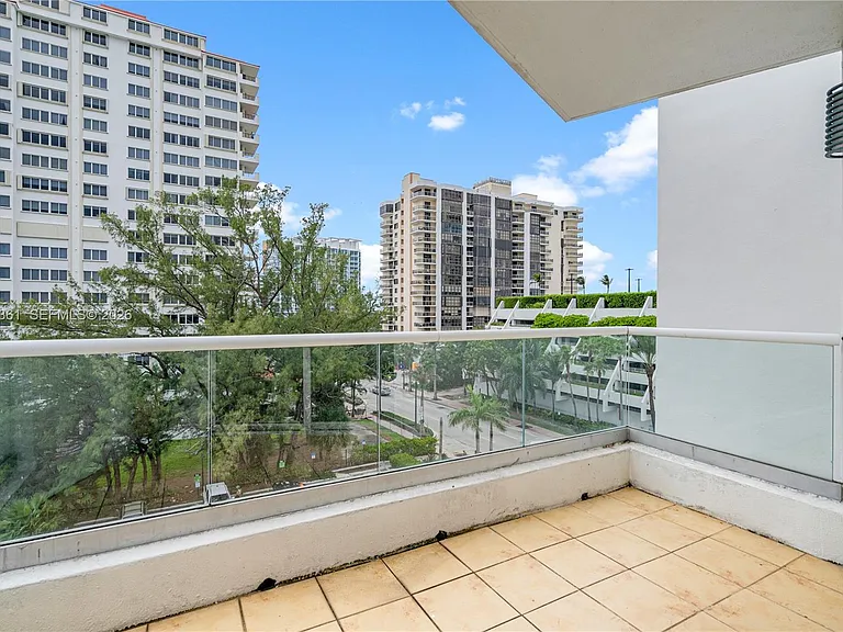 6362 Collins Ave #503 — Photo 21