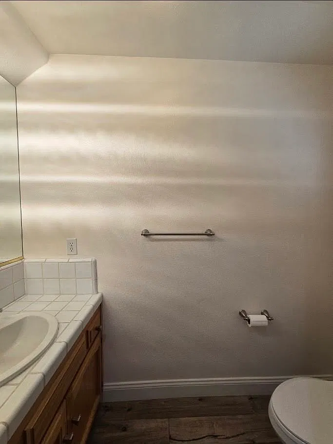 3 bed, 2.5 bath, 1872 sqft, $2,350 — Photo 3