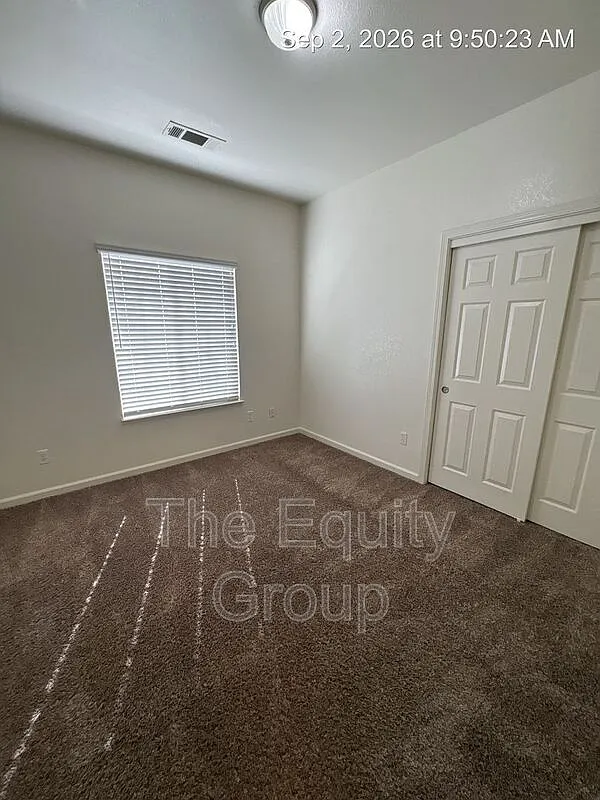 2 bed, 2.0 bath, 900 sqft, $1,575 — Photo 4