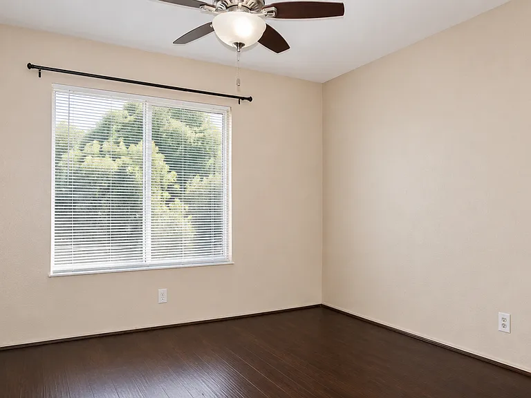 34359 Agate Ter — Photo 11