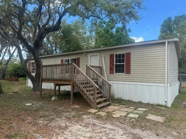 15341 Omaha St, Hudson, FL 34667
