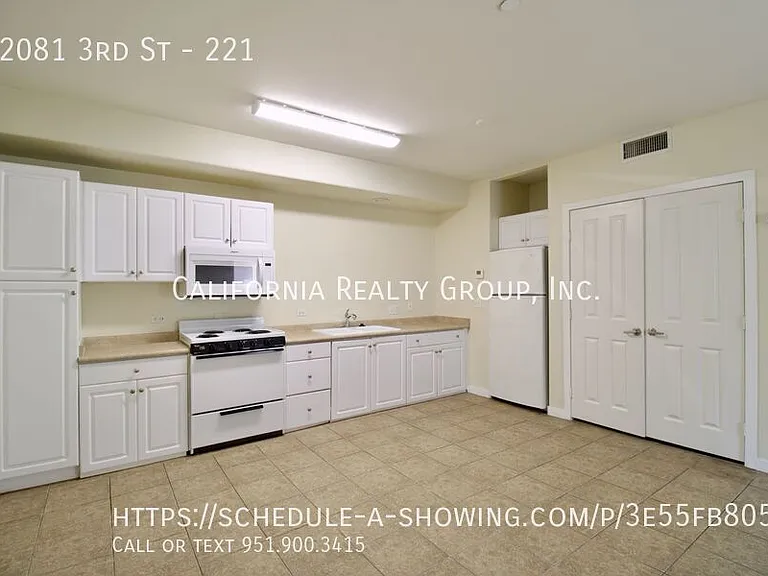 3rd St, 42081 — Photo 28
