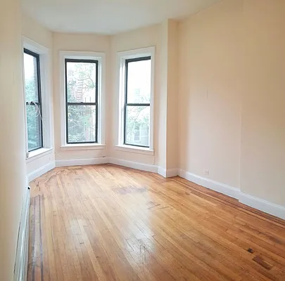 Rented by Uptown Flats LLC | media 17