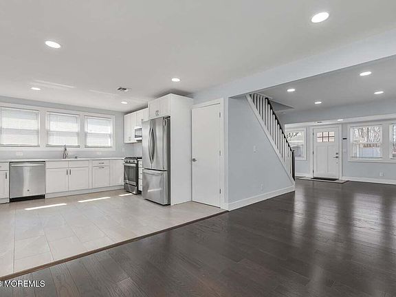 5th image of 25 Howland Place