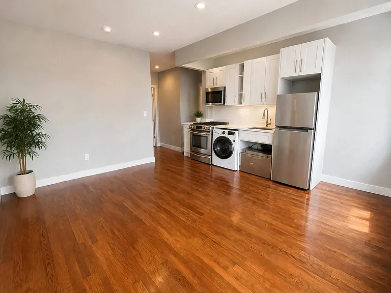 101 Woodruff Ave #6K — Photo 2