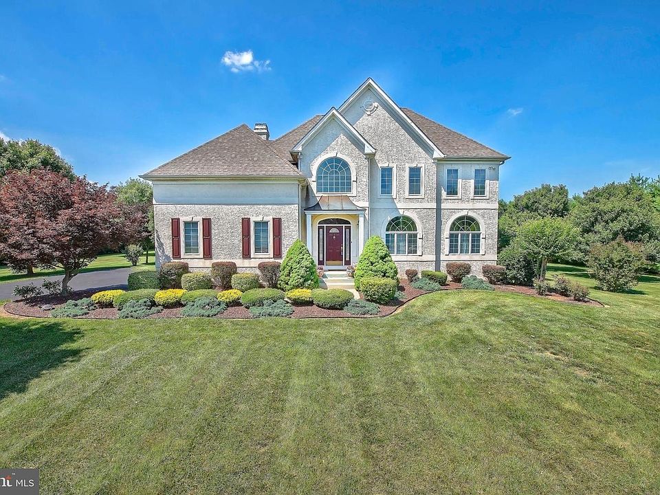 1st image of 202 Bohemia Mill Pond Dr