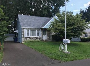 327 Margaretta Ave, Huntingdon Valley, PA 19006