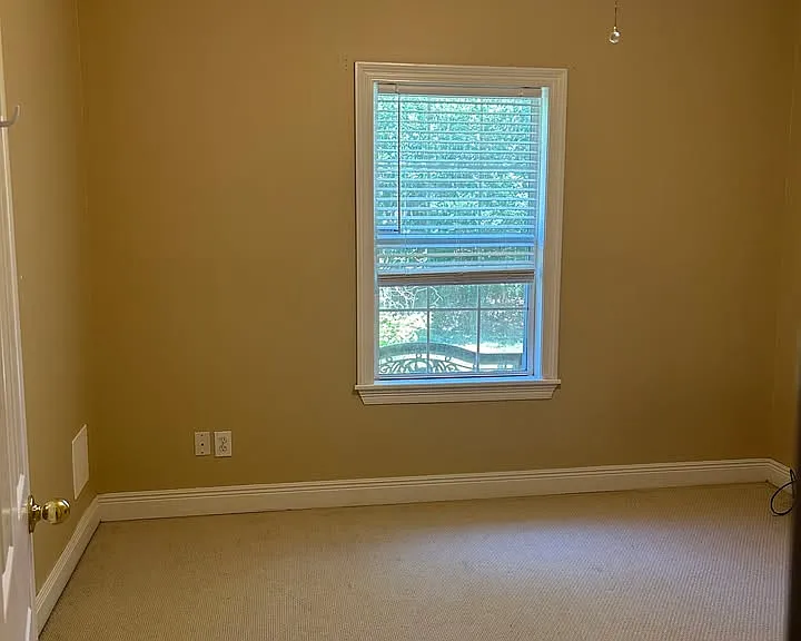 29 Hillcrest Dr #6 — Photo 17