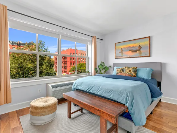 2255 Adam Clayton Powell Boulevard image 6 of 8