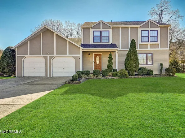 4 Snyder Drive, Middletown, NJ 07748