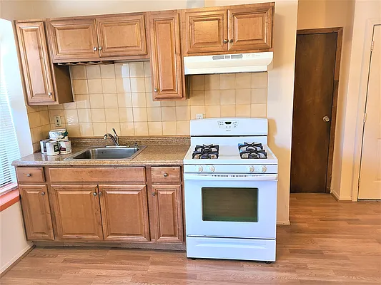 Rented by Virtual Real Estate | media 2