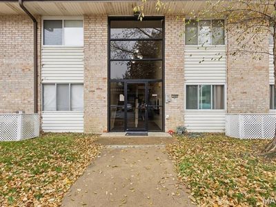 10080 Sakura Dr APT 12, Saint Louis, MO, 63128