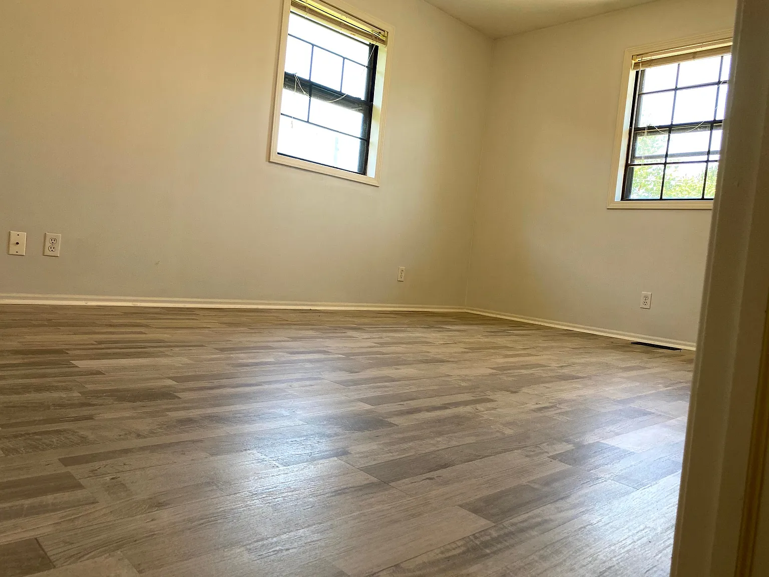 2 bed, 1.5 bath, 1040 sqft, $1,190 — Photo 4