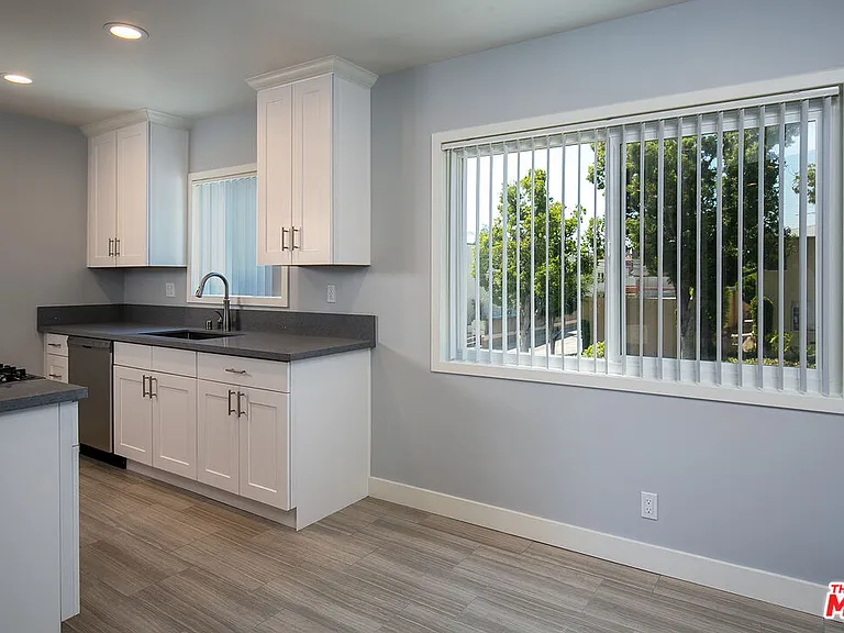1136 Spazier Ave #10 — Photo 10