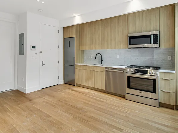 820 Classon Ave APT 1F, Brooklyn, NY 11238
