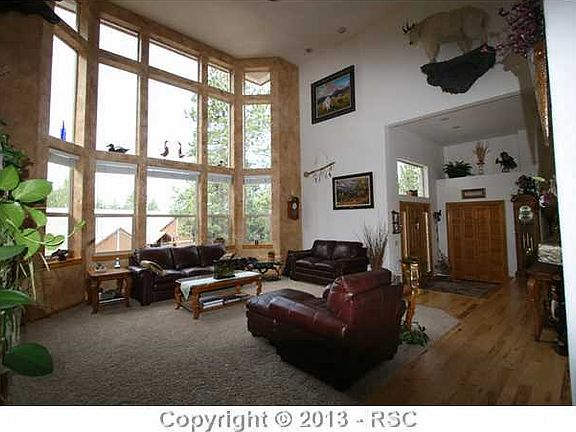 5th image of 1121 Royal Oak Ct