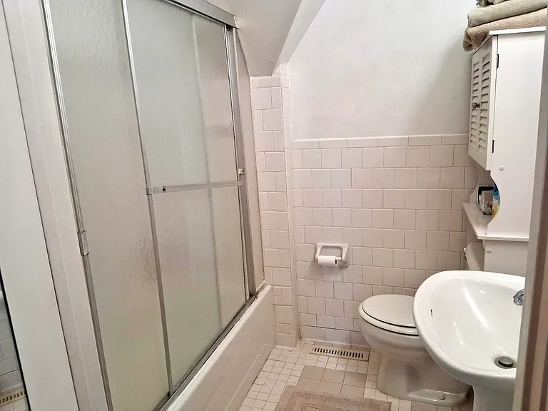 14230 Lovers Ln #A — Photo 8