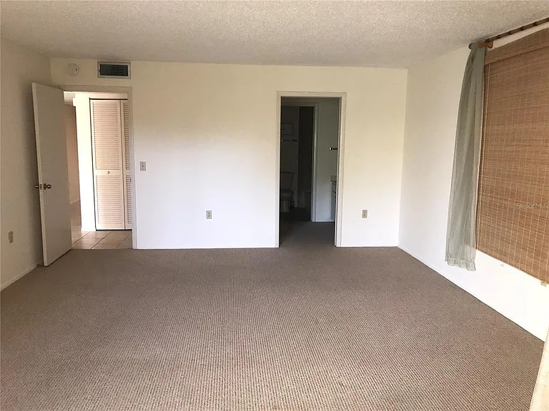 452 Palm Tree Dr #452 — Photo 11