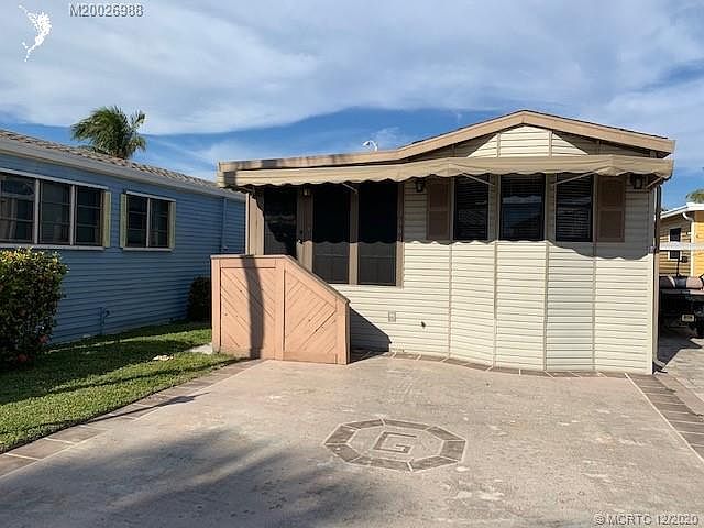 1st image of 2080 Nettles Blvd