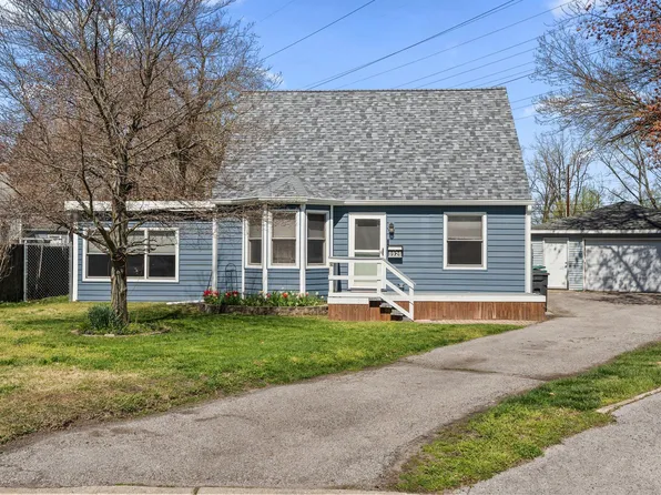 8926 Revere Ct, Munster, IN 46321