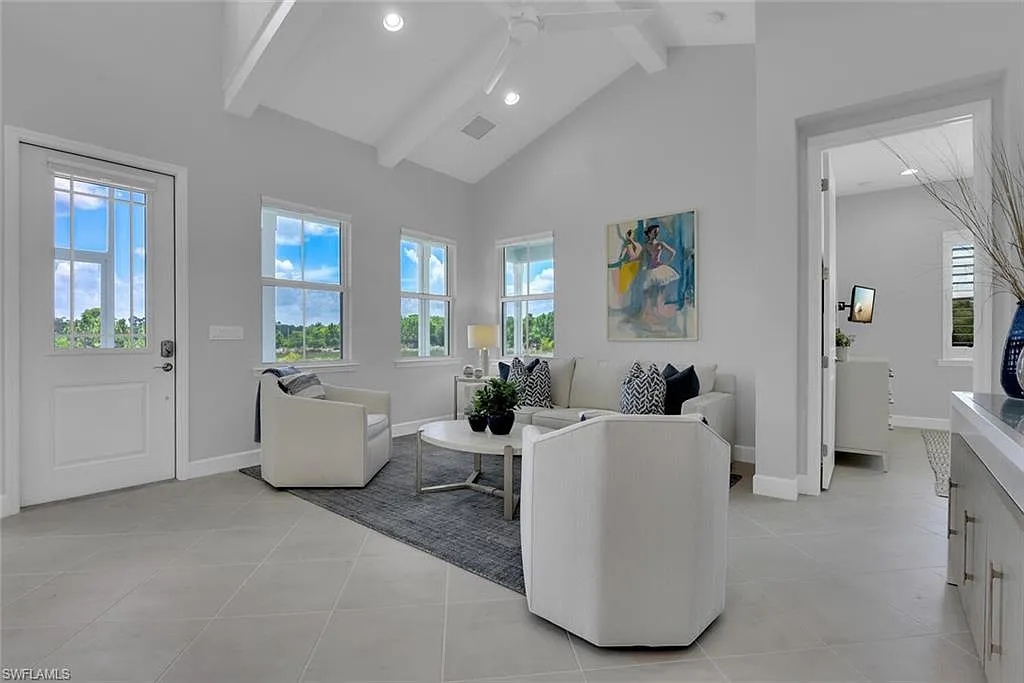 2 bed, 2.0 bath, 1387 sqft, $8,000 — Photo 2