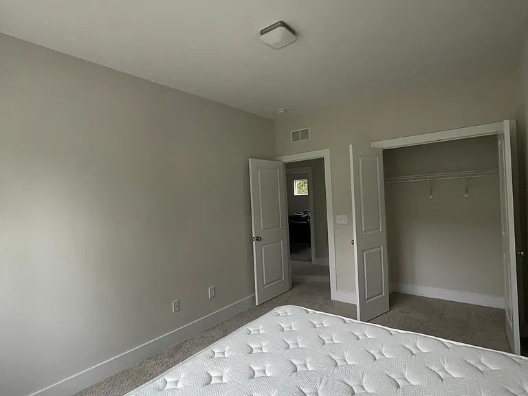 106 N Benjamine St — Photo 27