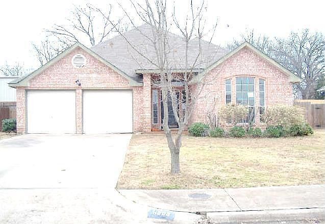 1st image of 4006 Summer Hill Dr