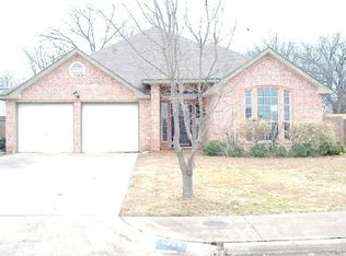 4006 Summer Hill Dr, Balch Springs, TX 75180