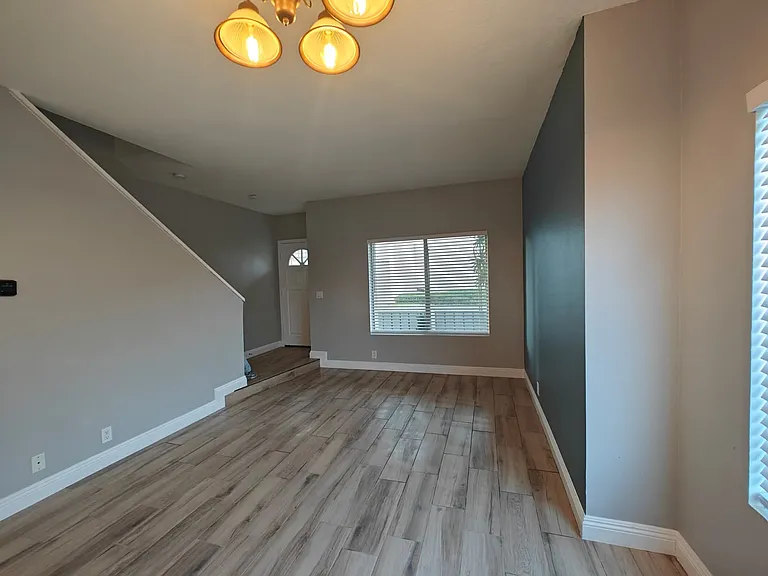 926 W Philadelphia St #97 — Photo 6
