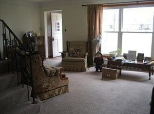 1422 Haverston Rd, Lyndhurst, OH 44124