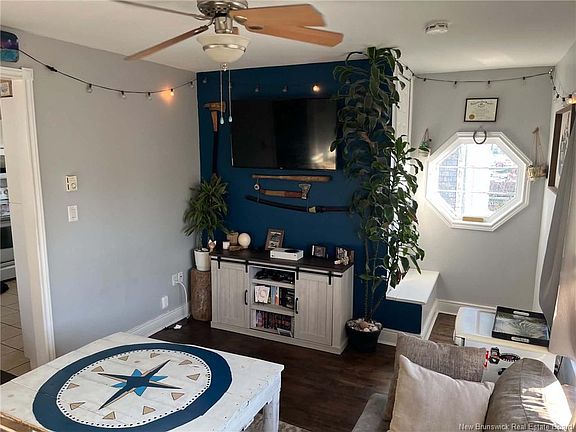 4th image of 603 Harding St W #601