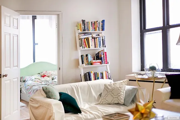 Rented by Charles Coutinho LLC | media 29