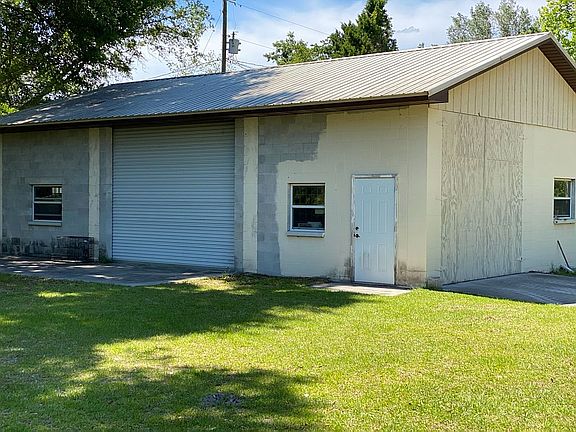 30x45 with 2 bay doors 
