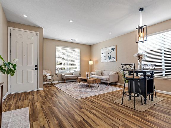 5th image of 3389 Mojave Avenue