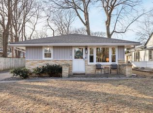 738 Garfield St, Oconomowoc, WI 53066