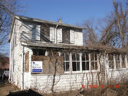 1st image of 62 Riverdale Rd