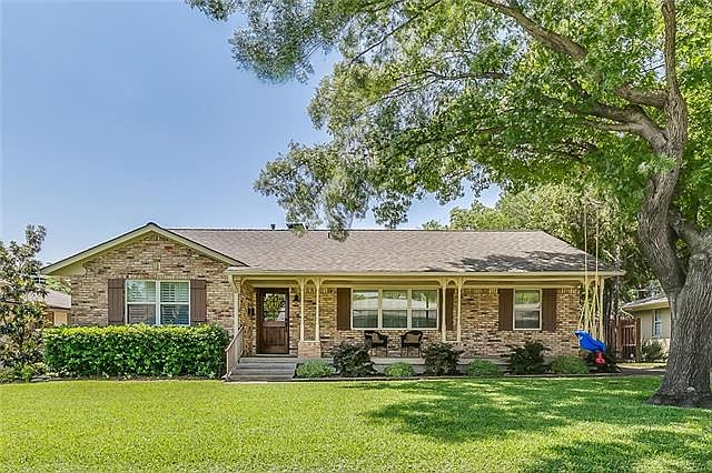 1st image of 10522 Royalwood Dr
