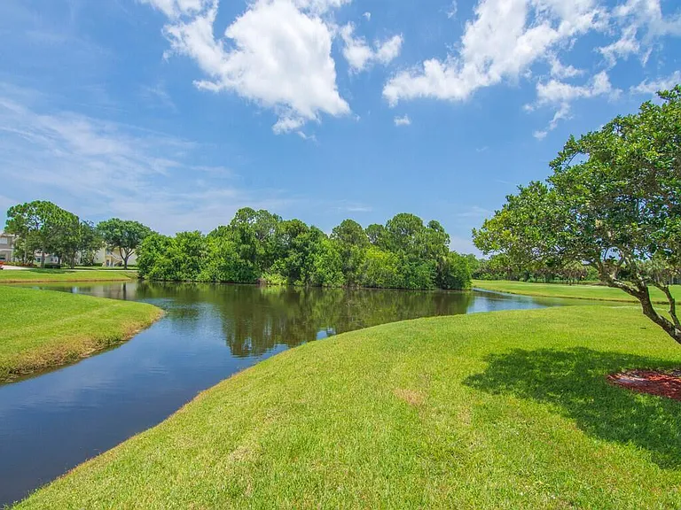 4210 Gator Trace Ave #B — Photo 44