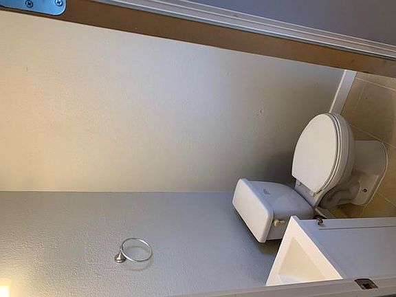 4th image of 1923 Ann Arbor Dr