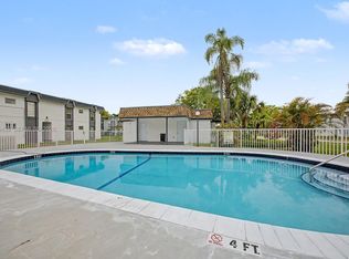 7256 SW 94th Pl APT A8, Miami, FL 33173