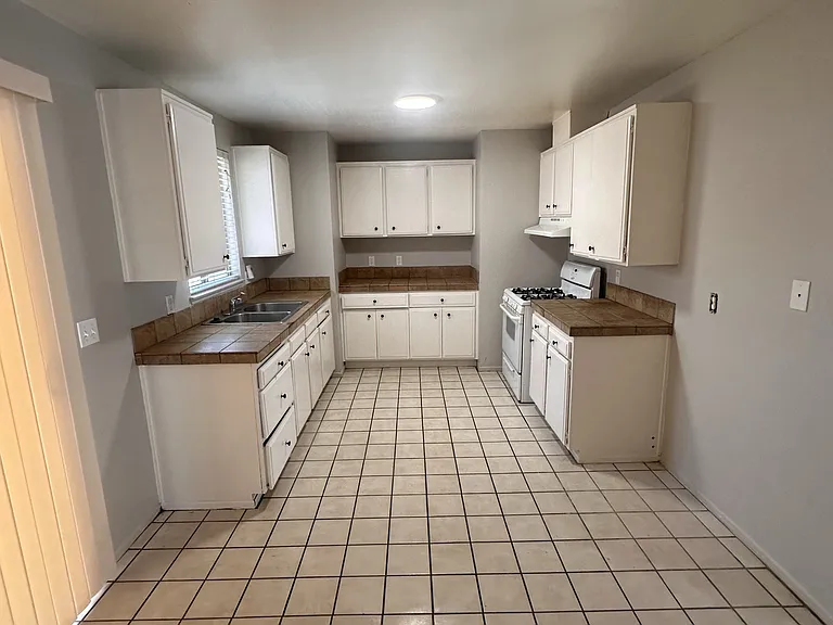 52174 Avenida Villa — Photo 2