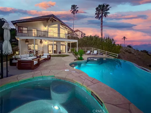 130 Dapplegray Rd, Bell Canyon, CA 91307