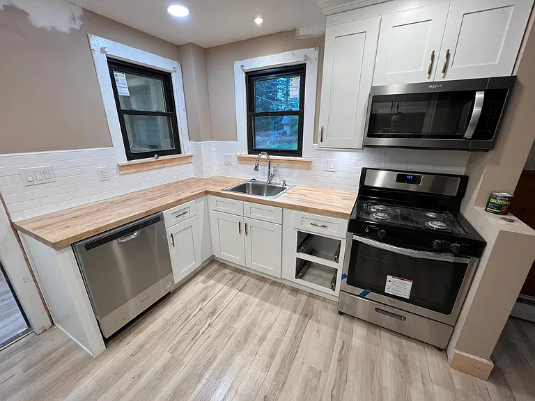 5635 Route 115 — Photo 22